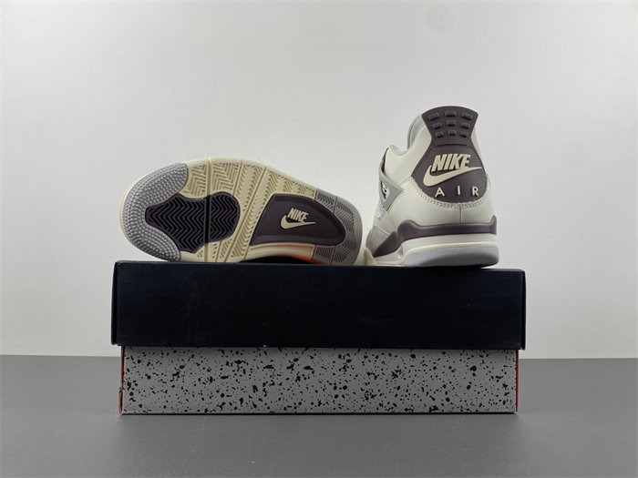 NK Air Jordan 4 Retro"Raised By Women" FZ4801-001