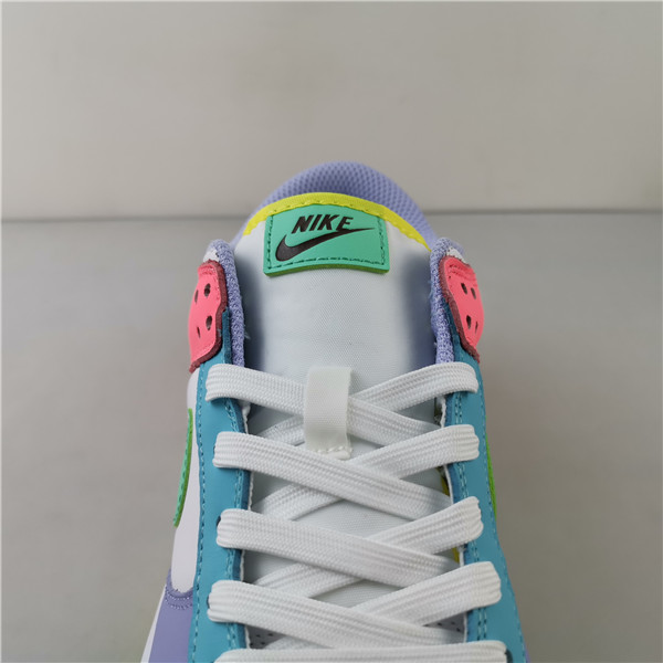 NIKE DUNK LOW SE WMNS