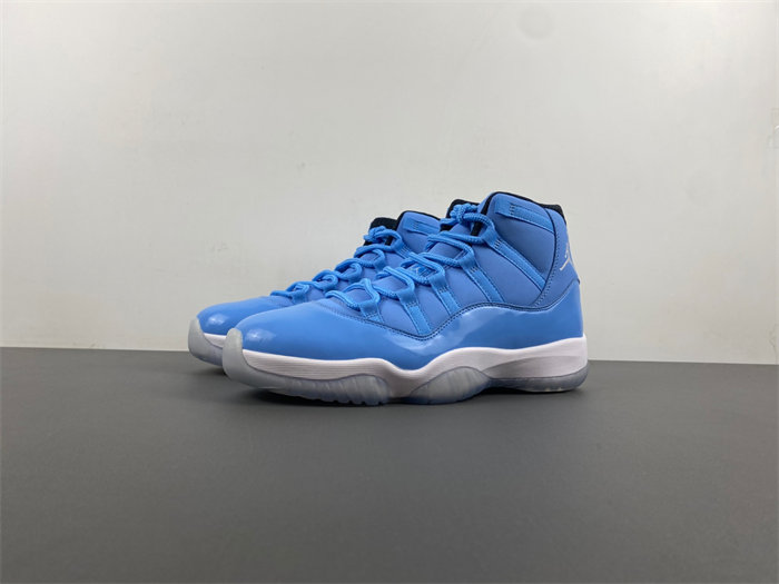 Air Jordan 11 717602-900