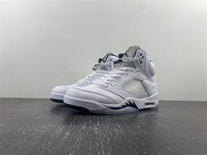 AIR JORDAN 5 RETRO