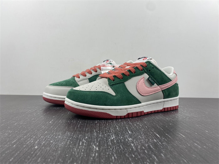 Nike Dunk Low “All Petals United” FN8923-061