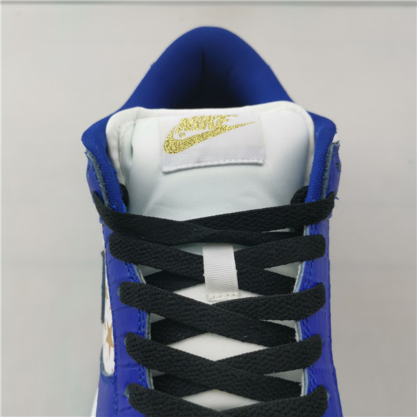 S*p*e x nike sb dunk low blue/white dh3228-10