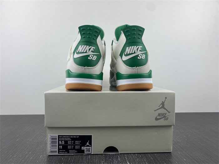 Jordan 4 Retro SB Pine Green DR5415-103