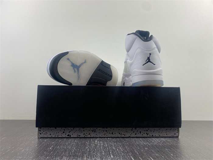 AIR JORDAN 5 RETRO