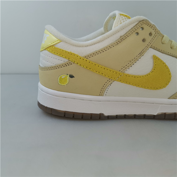 Nike Dunk Low Lemon Drop (W) DJ6902-700