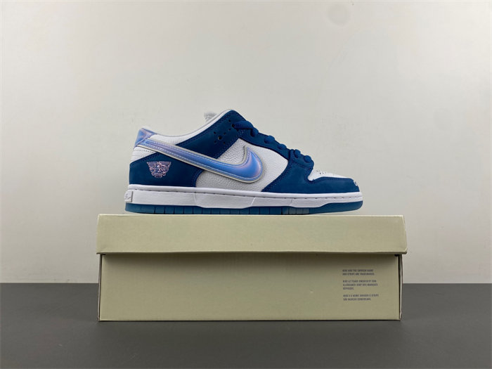 Born x Raised x Nike SB Dunk Low FN7819-400