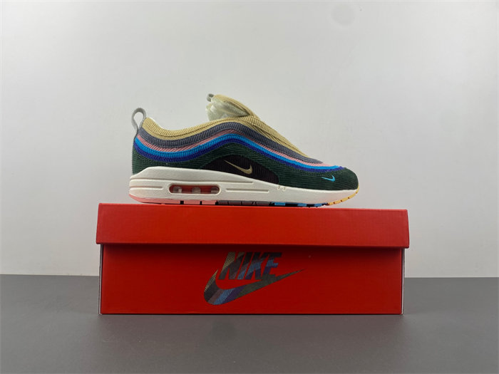 Nike Air Max  AJ4219/400