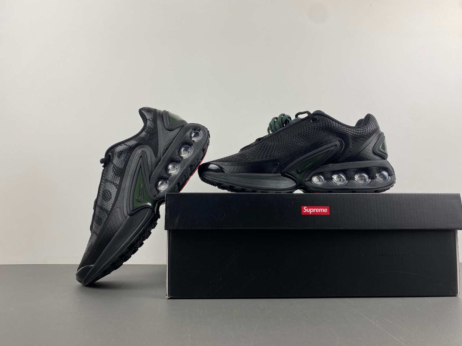 S*p*e x nike air max dn “black” fz4044-001
