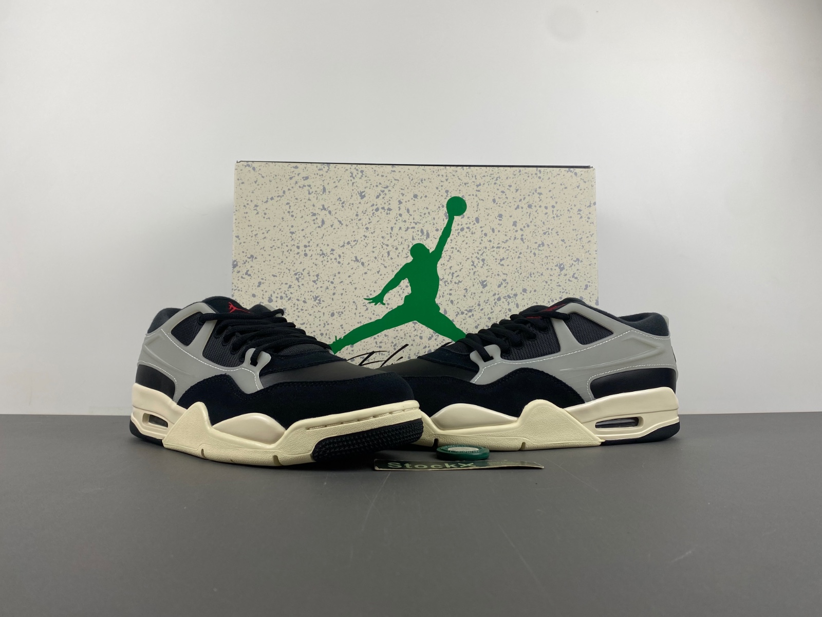 Air Jordan 4 RM “Black Cat” 4 RM FQ7939-006